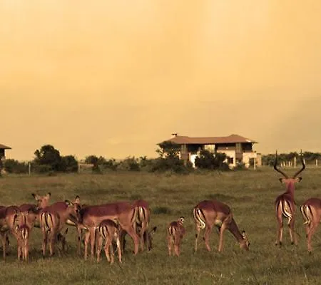 Ol Pejeta Holiday Villas Nanyuki Exterior photo